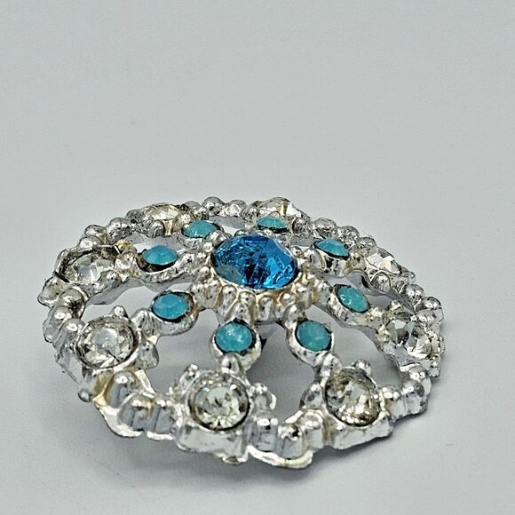 Ice Blue Brooch Vintage Round Jeweled Statement Open Circle  Estate Jewelry Pin - Picture 7 of 8